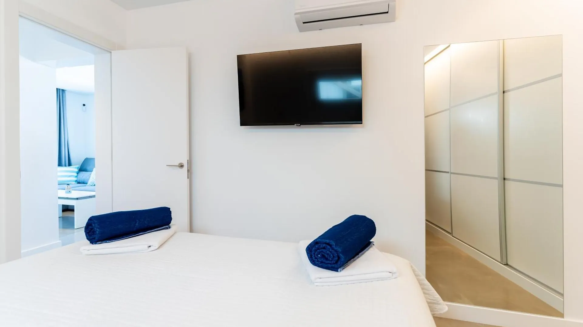 2 Apartments Sea Breeze Famara