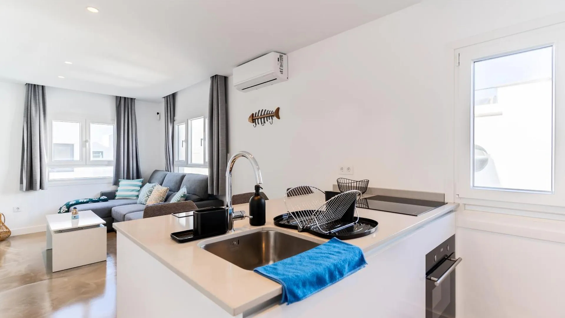 2 Apartments Sea Breeze Famara