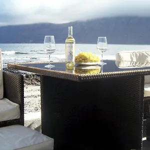 Absolute Beachfront House Ii Holiday home